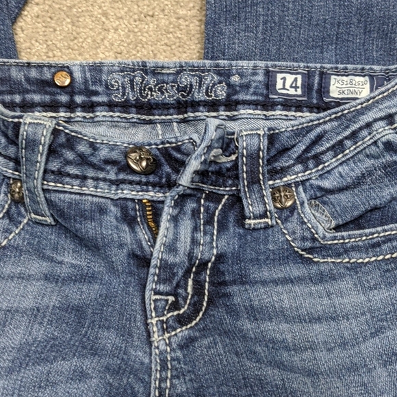 Girl's Miss Me Jean's - Picture 2 of 2
